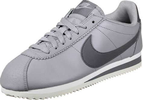 nike cortez leer heren|Nike Cortez shoes history.